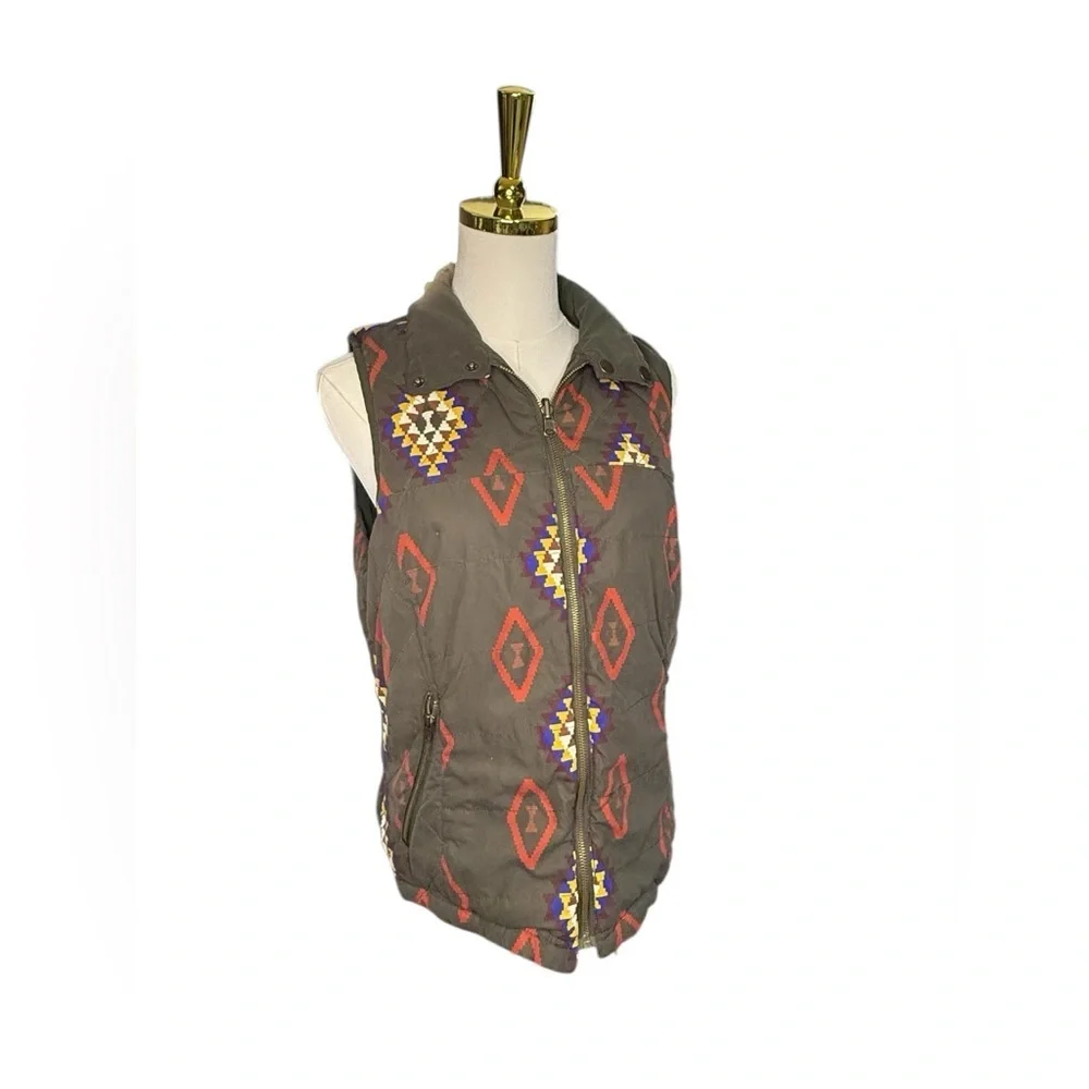 Takara Olive Green Aztec Quilted Vest Reversible with Zipper Pockets Size M
